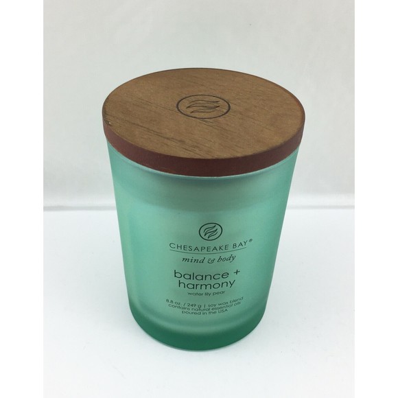 Chesapeake Bay Mind & Body Candle Balance + Harmony Water Lily Pear Scent 8.8 oz - Picture 2 of 4